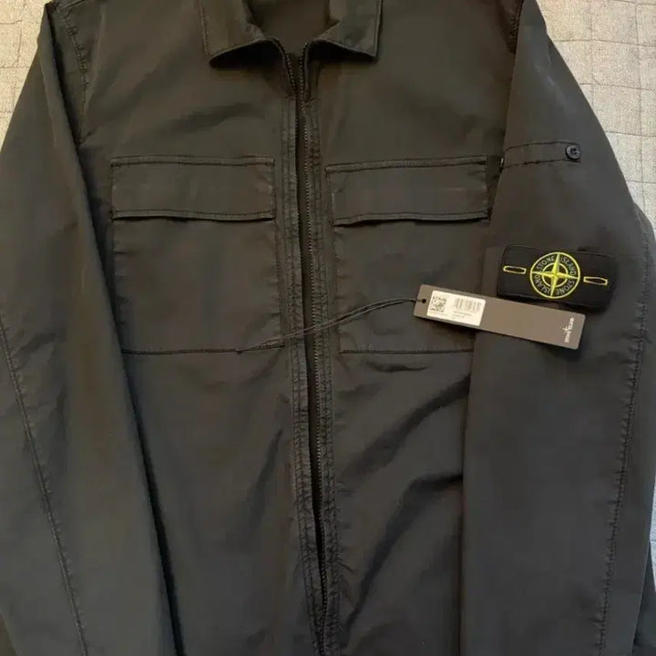 [SOLD OUT] (XL)23ss 스톤 아일랜드 10210 더블 포켓 코튼 오버셔츠 블랙