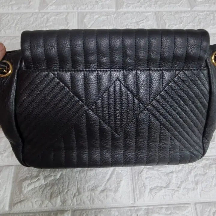 [BUNJANG] Daks Quilted Chain Shoulder Bag / 닥스 블랙 퀼팅 체인 숄더백