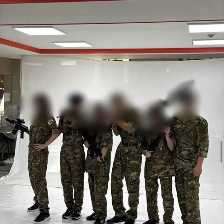 [BUNJANG] Military Uniform Rental Set for Graduation Photoshoot / <남녀가능/단체추천/당일가능> 졸업사진 군복 대여