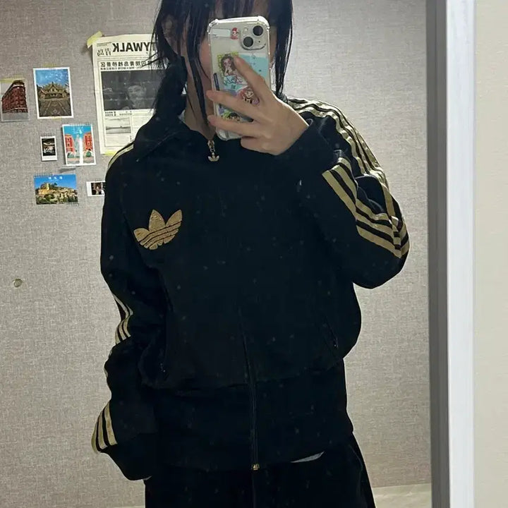[BUNJANG] Adidas Black &amp; Gold Sequin Track Jacket / 아디다스 검금 스팽글 져지
