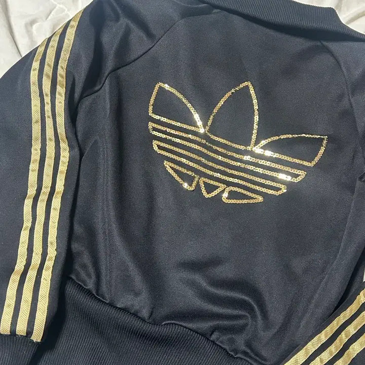 [BUNJANG] Adidas Black &amp; Gold Sequin Track Jacket / 아디다스 검금 스팽글 져지