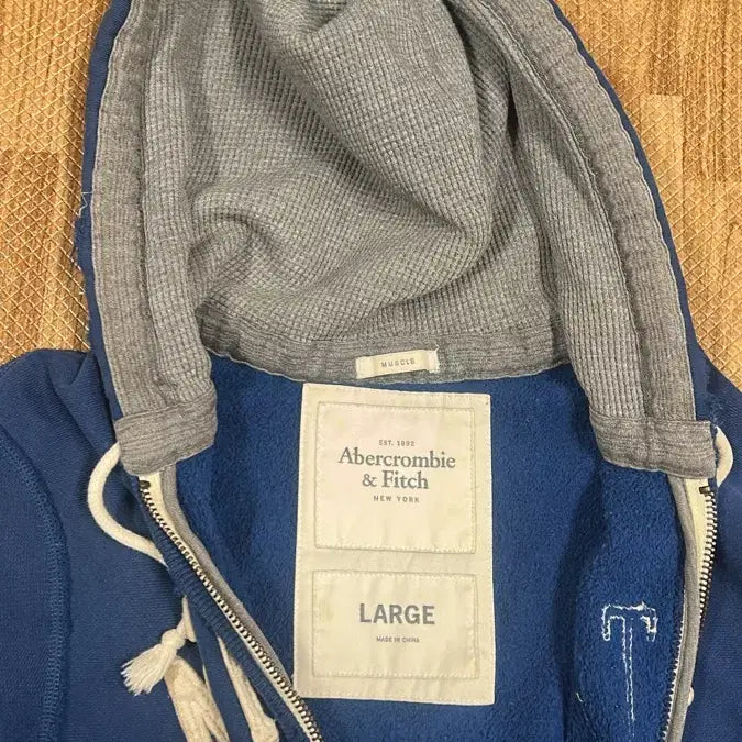 [BUNJANG] Abercrombie &amp; Fitch Navy Hoodie Zip-Up L / 아베크롬비 네이비 후드집업 L