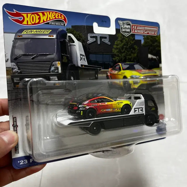 [SOLD OUT] 핫휠 프리미엄 카케리어 머스탱 판매합니다
