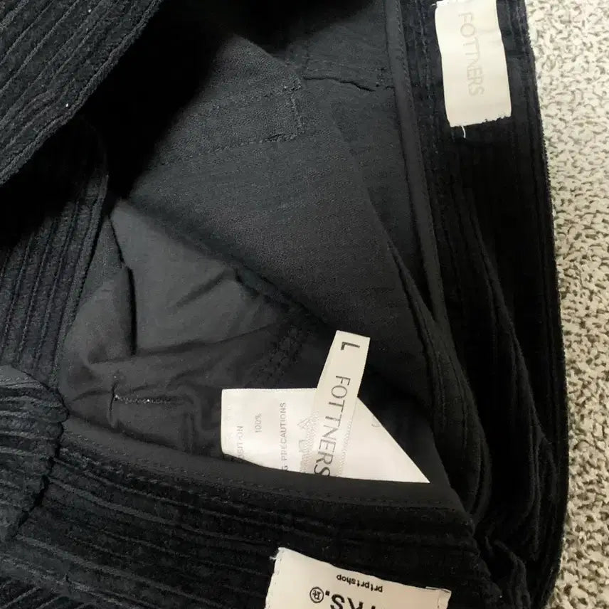 [BUNJANG] FOTTNERS prtprt Shop Corduroy Cargo Wide Pants / FOTTNERS prtprt shop 콜라보 코듀로이 카고 와이드 팬츠