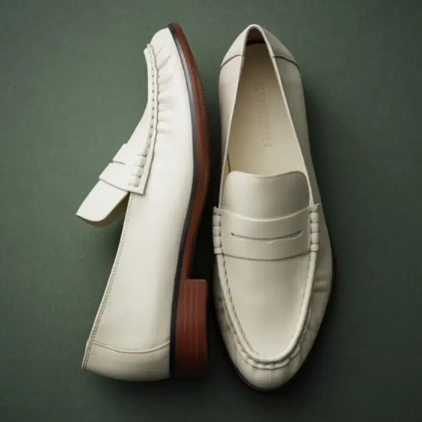 [BUNJANG] Cuern 2026 Dijon Penny Loafers - Ivory / 쿠에른 2026 바자 디종 페니로퍼 235 크림 아이보리