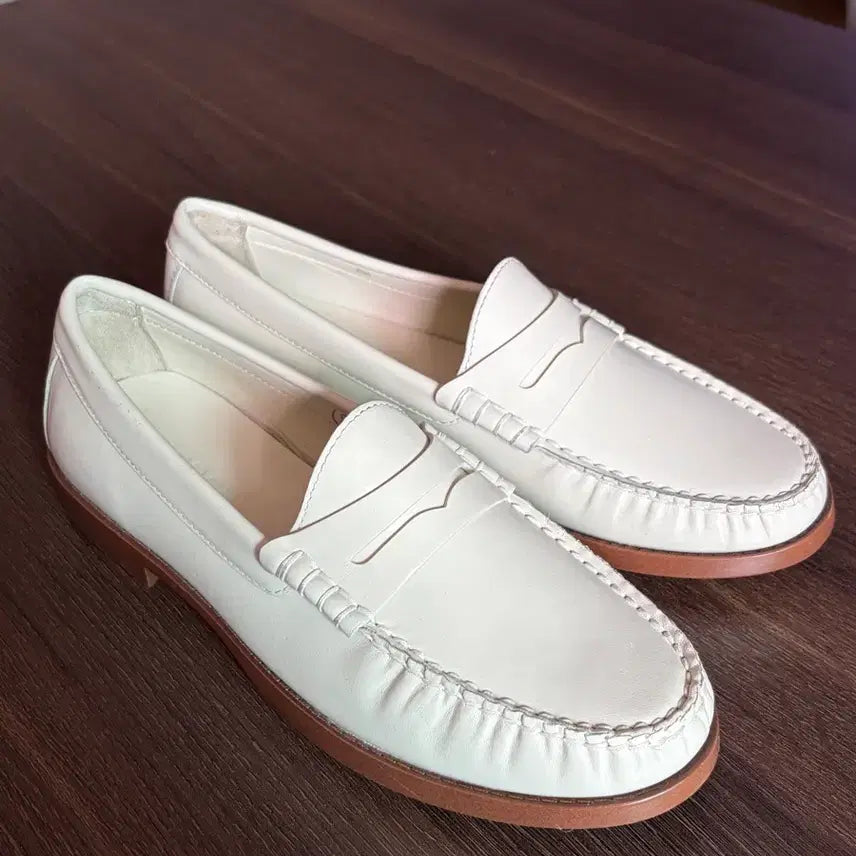 [BUNJANG] Cuern 2026 Dijon Penny Loafers - Ivory / 쿠에른 2026 바자 디종 페니로퍼 235 크림 아이보리