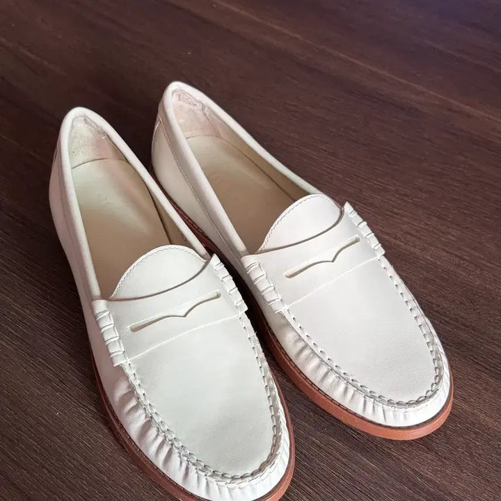 [BUNJANG] Cuern 2026 Dijon Penny Loafers - Ivory / 쿠에른 2026 바자 디종 페니로퍼 235 크림 아이보리