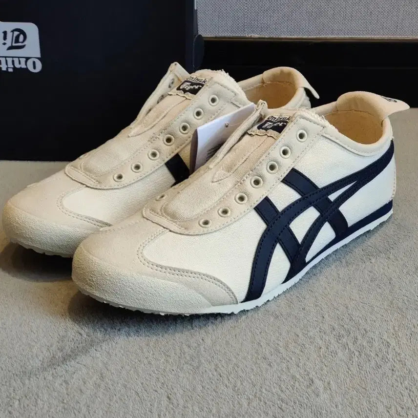 [BUNJANG] Onitsuka Tiger 1183A360-205 Retro Sneakers / [정품] 오니츠카 타이거  레트로 운동화 1183A360-205