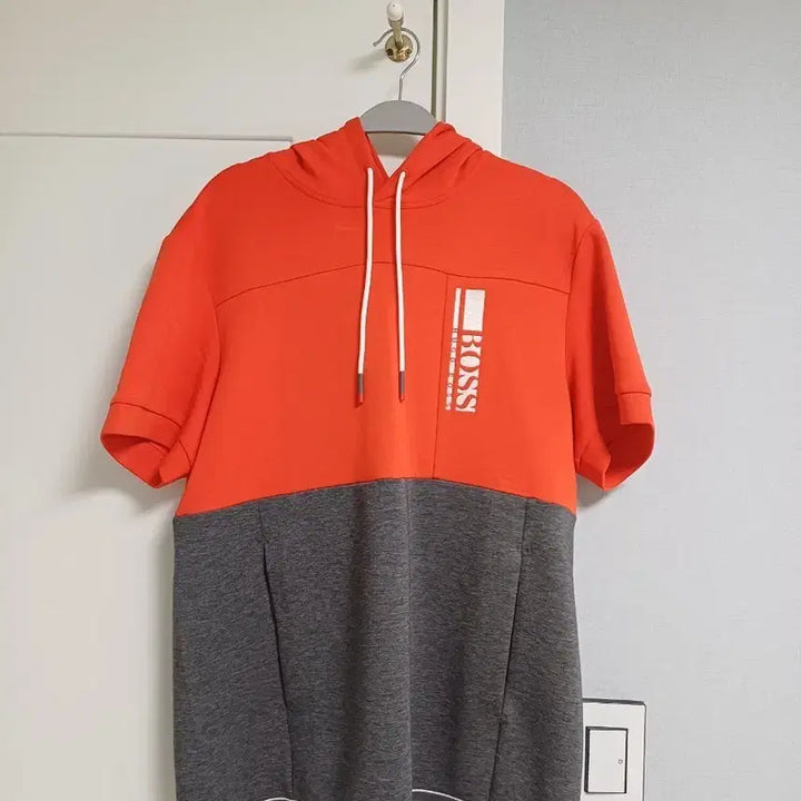 [BUNJANG] Hugo Boss Hooded Short Sleeve T-Shirt M / 한정세일) 휴고보스 후드 반팔 티셔츠 M