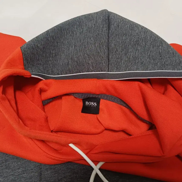 [BUNJANG] Hugo Boss Hooded Short Sleeve T-Shirt M / 한정세일) 휴고보스 후드 반팔 티셔츠 M