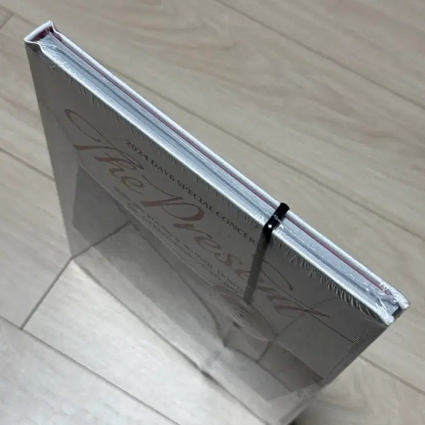 [SOLD OUT] 데이식스 클콘 포토북 미개봉 원가이하
