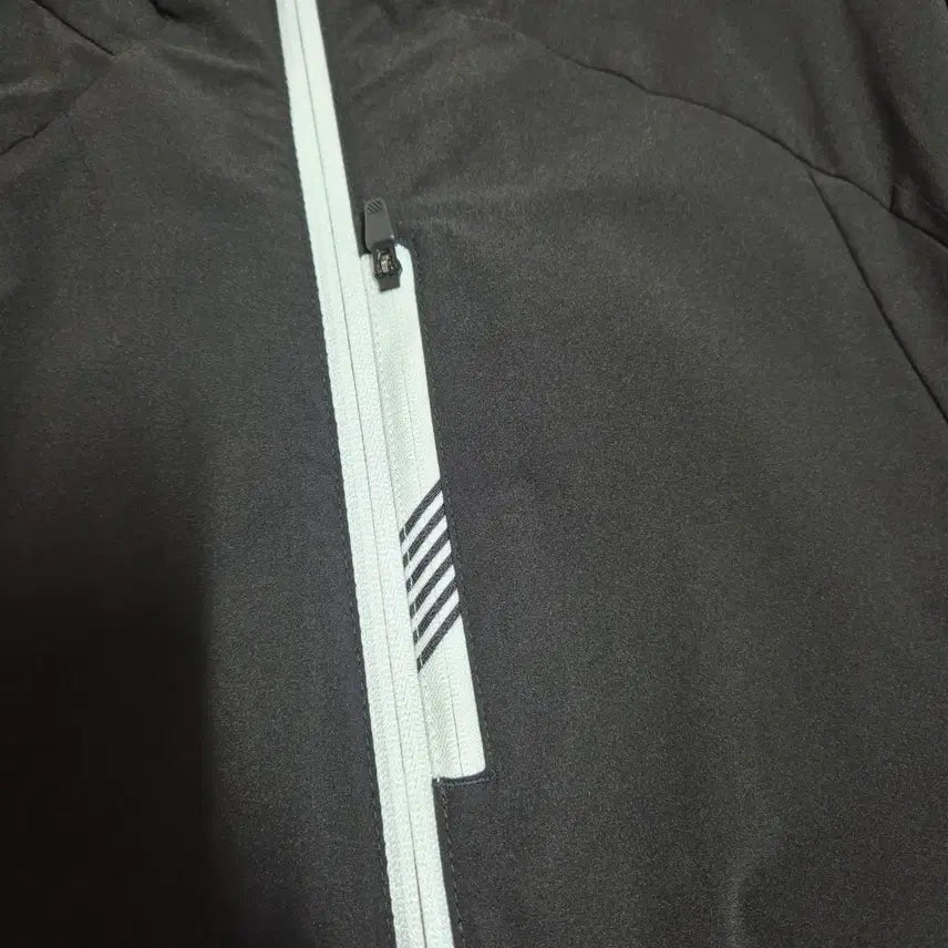 [SOLD OUT] 데상트 점퍼