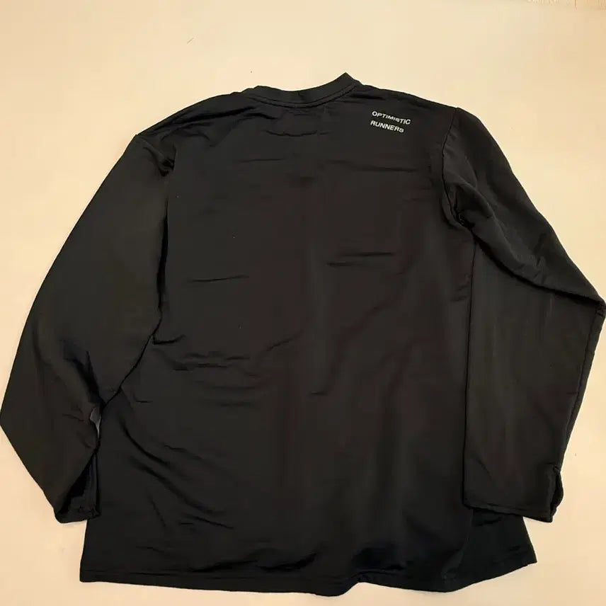 [BUNJANG] Optimistic Runners Warm Long Sleeve (L Size, Set of 2) / 옵티미스틱 러너스 롱슬리브 L 사이즈 2벌 판매