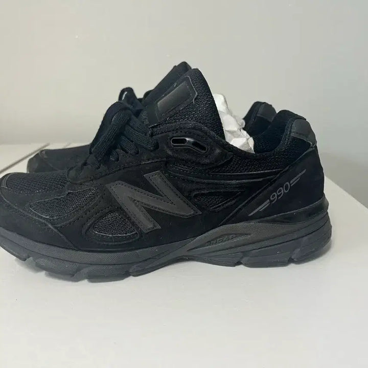 [BUNJANG] New Balance 990v4 Triple Black Sneakers / 뉴발란스 990v4 트리플블랙 255
