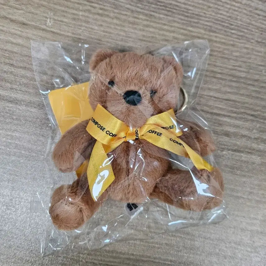 [BUNJANG] BTS V Kim Taehyung Bear Plush Keychain (Sealed) / [미개봉] 컴포즈커피 방탄소년단 bts 뷔 김태형 곰 인형 키링