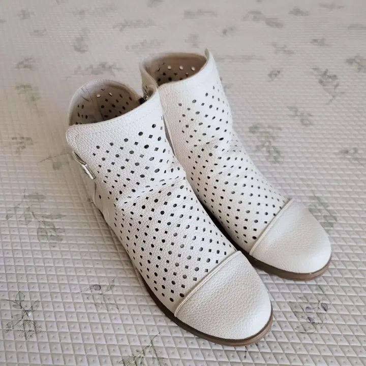 [BUNJANG] Bling Bling Ivory Punching Ankle Boots / 블링블링 펀칭 통굽 앵클부츠 아이보리 240