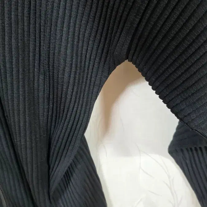 [BUNJANG] Pleats Me Fleece Zip-Up Jacket / 플리츠미플리스집업자켓(free)새제품