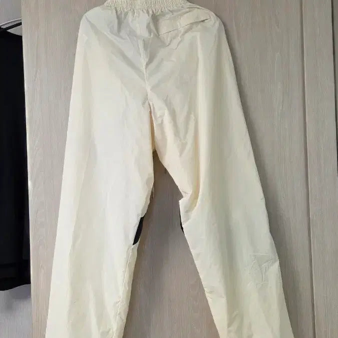 [SOLD OUT] 나이키 스우시 우븐 트레이닝 팬츠 L사이즈 새상품