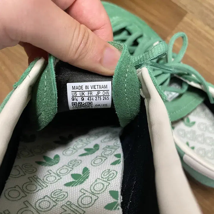 [SOLD OUT] 아디다스 스페지알 민트 스웨이드 운동화