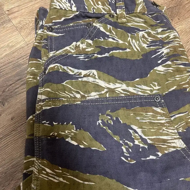 [BUNJANG] Demil Tiger Stripe Double Knee Pants / 데밀 타이거 스트라이프 더블니 펜츠