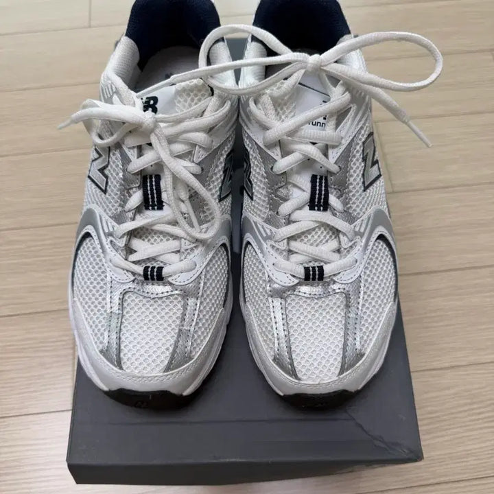 [BUNJANG] New Balance 530 White Silver Sneakers / 뉴발란스530 화이트 실버 팝니다230
