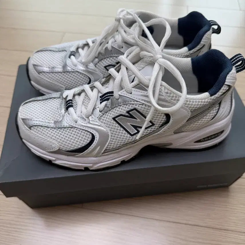 [BUNJANG] New Balance 530 White Silver Sneakers / 뉴발란스530 화이트 실버 팝니다230