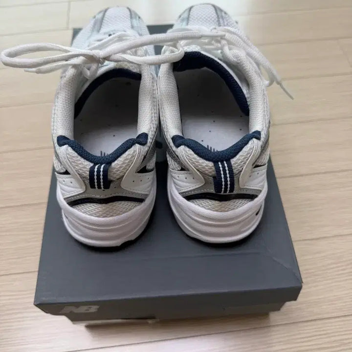 [BUNJANG] New Balance 530 White Silver Sneakers / 뉴발란스530 화이트 실버 팝니다230