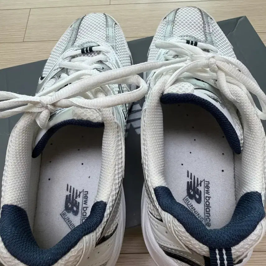 [BUNJANG] New Balance 530 White Silver Sneakers / 뉴발란스530 화이트 실버 팝니다230