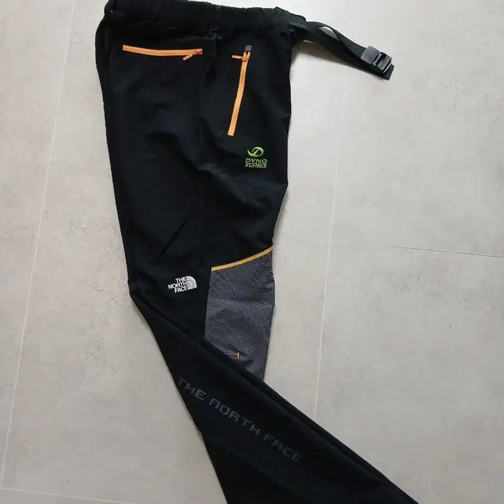 [SOLD OUT] 노스페이스(여29)봄여름 등산바지 (여성용)