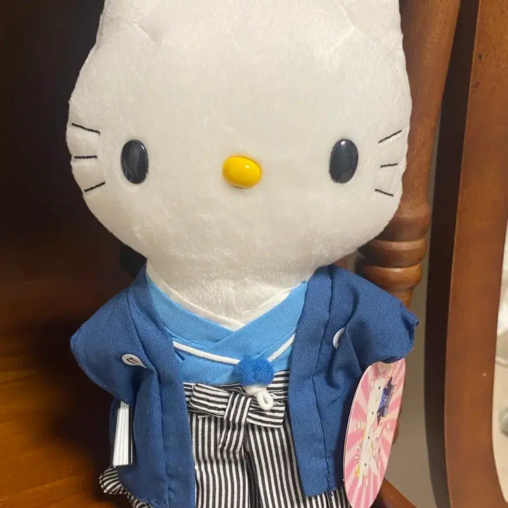 [BUNJANG] Classic Kitty Plush / 고전 키티 인형