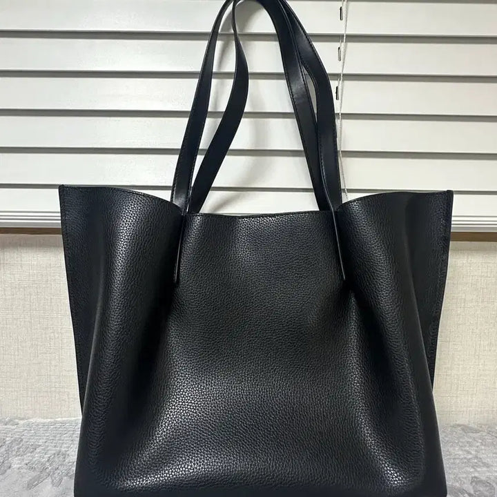 [BUNJANG] Michael Kors Emilia Black Large Tote Bag / (새상품)마이클코어스 에밀리아 블랙 라지 토트백
