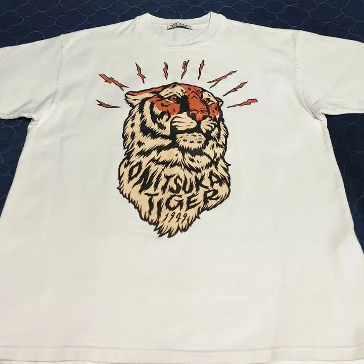 [BUNJANG] Onitsuka Tiger 1949 Tiger T-Shirt White (L) / (단종매물) 오니츠카타이거 1949 타이거 반팔티 화이트 (L)