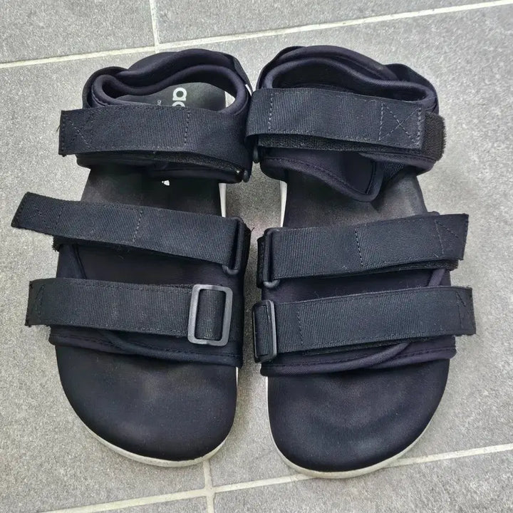 [BUNJANG] Adidas Black Strap Sandals / 아디다스 블랙 스트랩 샌들