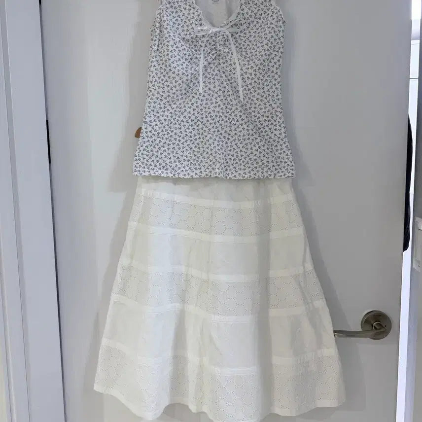 [BUNJANG] Vintage White Punching Midi Skirt / 일본빈티지 화이트 펀칭 미디스커트
