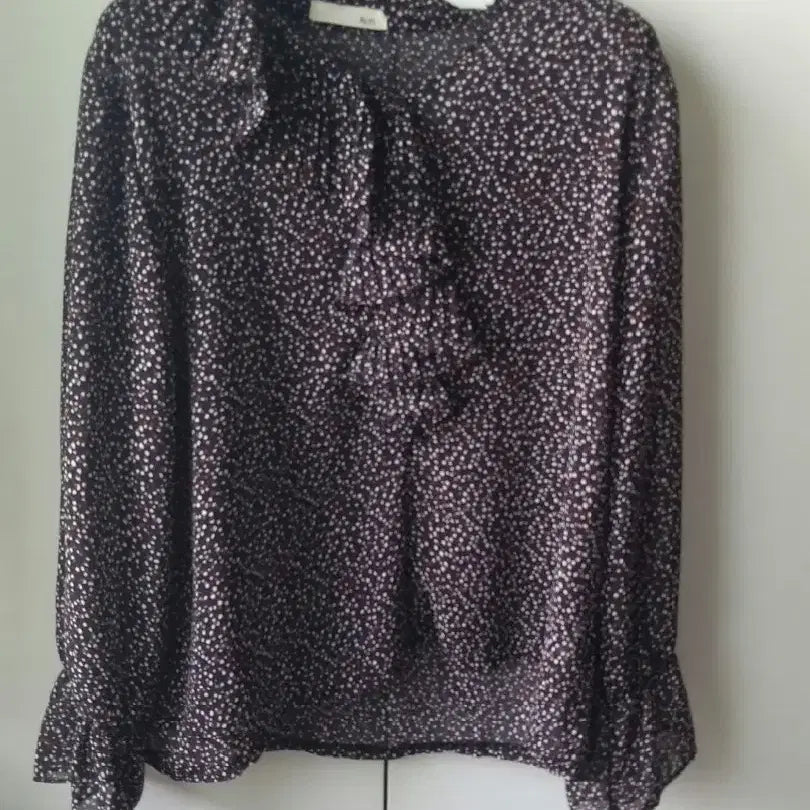 [BUNJANG] Arem Chiffon Blouse / Arem 쉬폰 블라우스
