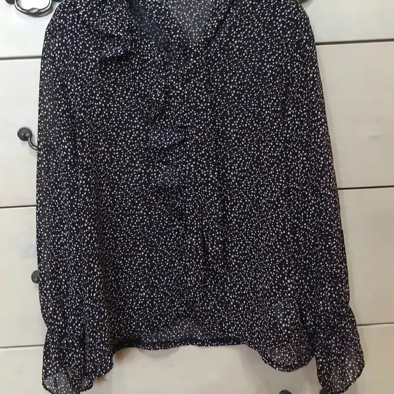 [BUNJANG] Arem Chiffon Blouse / Arem 쉬폰 블라우스