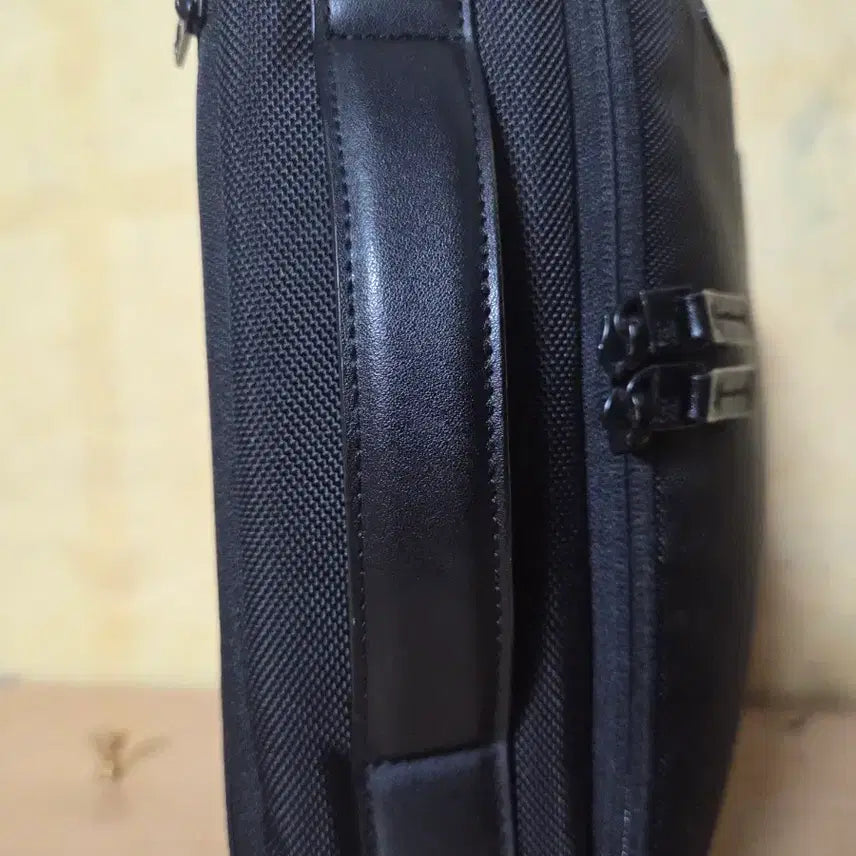 [BUNJANG] SPAO Standard Backpack Black Polyester Leather / 슈탠다드 정품 백팩 거의새제품