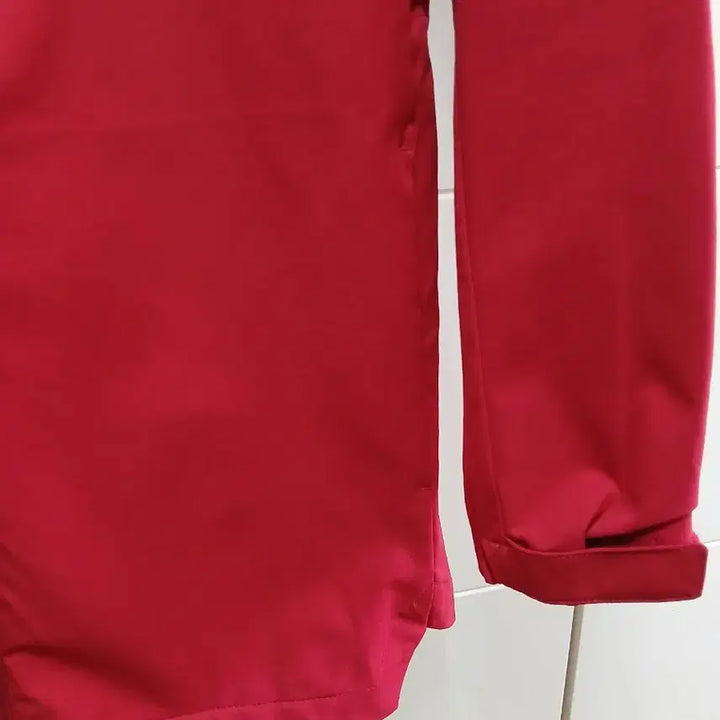 [SOLD OUT] 리복 레드후드 여바람막이 자켓. 90.S