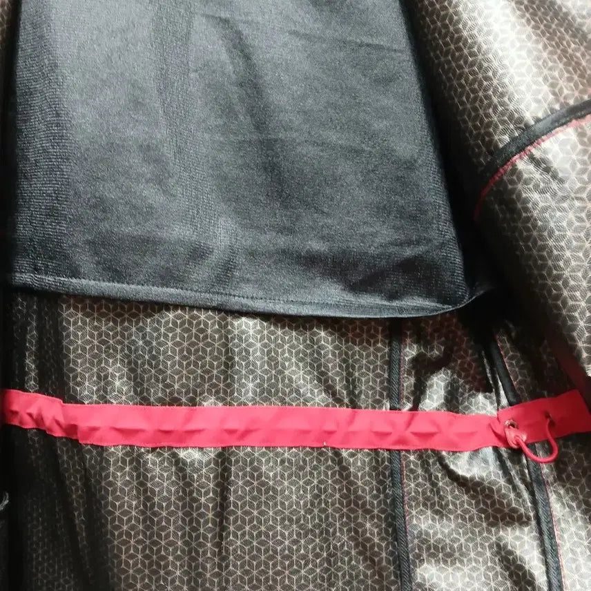 [SOLD OUT] 리복 레드후드 여바람막이 자켓. 90.S