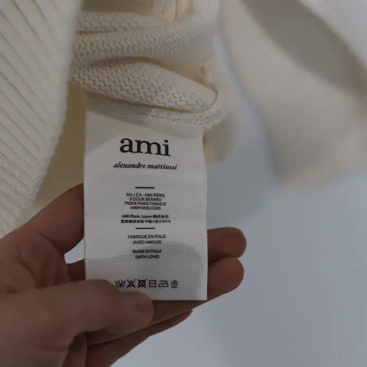 [BUNJANG] AMI Paris V-Neck Knit Sweater / 아미 니트 브이넥