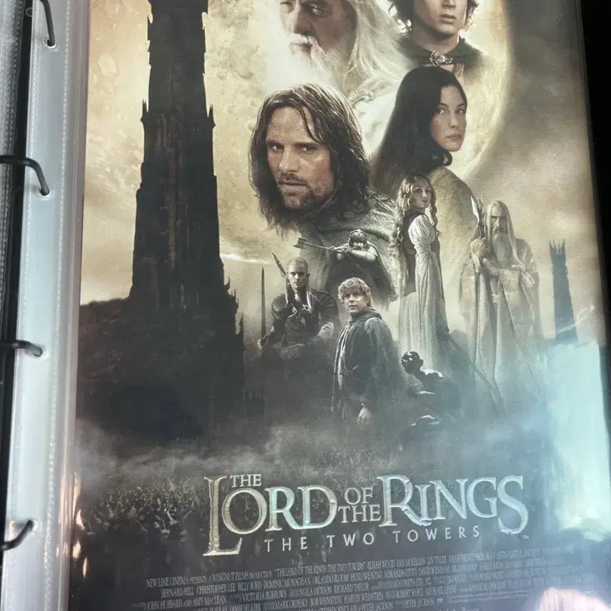 [BUNJANG] Lord of the Rings Dolby Cinema A3 Poster Bundle Set / [미개봉] 반지의 제왕 돌비 시네마 A3 포스터 3종 일괄