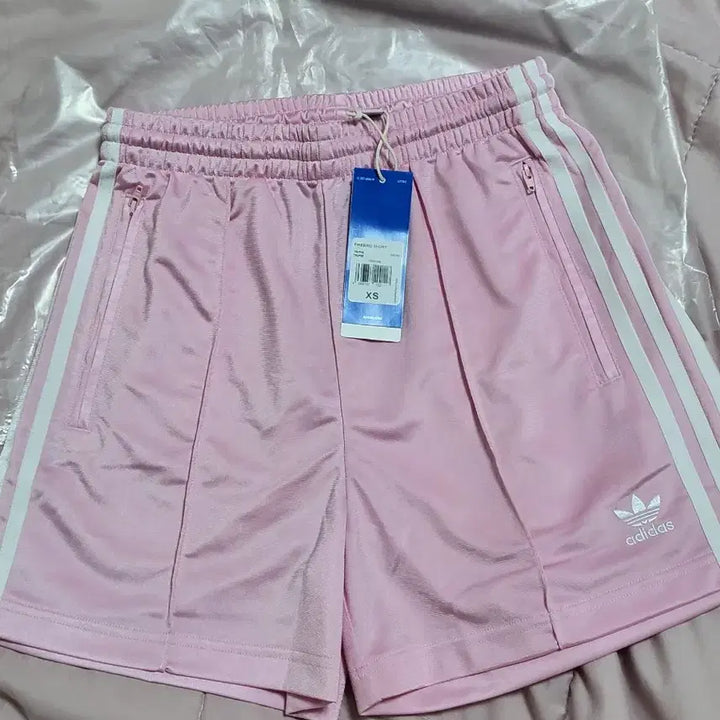 [BUNJANG] Adidas Firebird Shorts True Pink XS / 아디다스 파이어버드 쇼츠 트루 핑크 새상품 XS