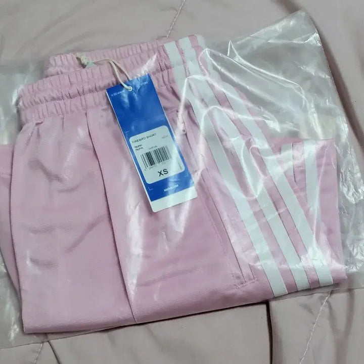 [BUNJANG] Adidas Firebird Shorts True Pink XS / 아디다스 파이어버드 쇼츠 트루 핑크 새상품 XS