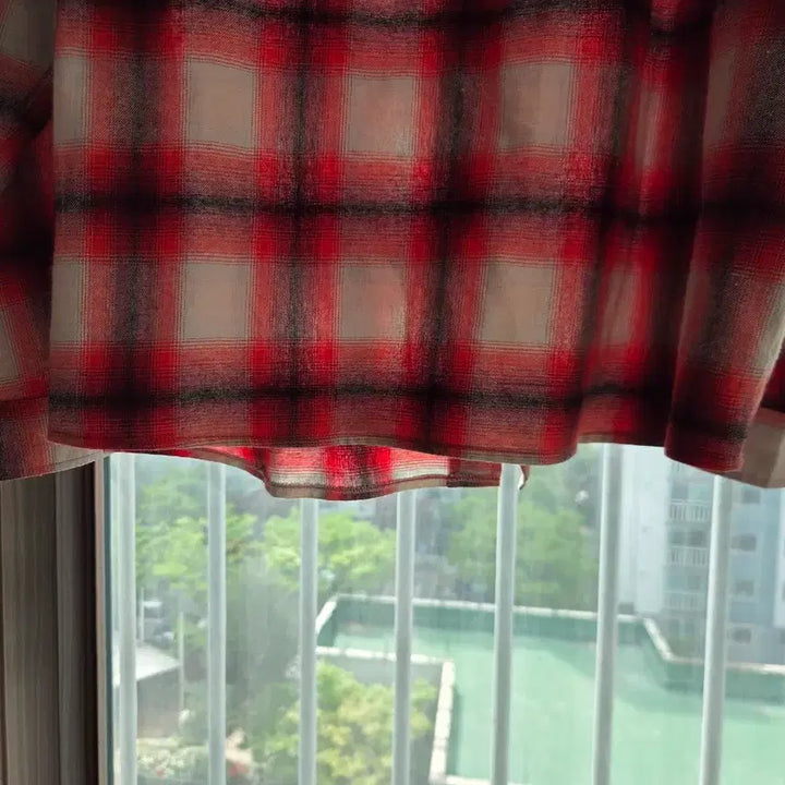 [BUNJANG] Black Out Checkered Shirt Red [L] / 블랙아웃 체크셔츠 레드 [L]