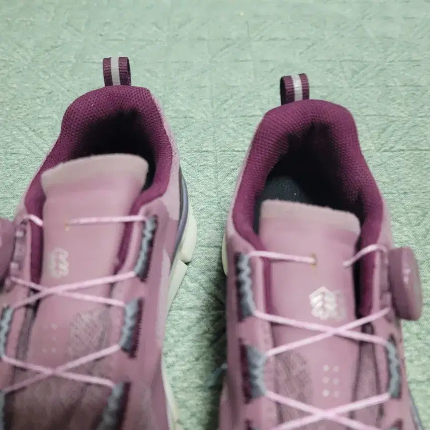 [BUNJANG] Kolon Gore-Tex Boa Dial Hiking Shoes / 코오롱 고어텍스 보아 다이얼 트레킹 워킹화 등산화