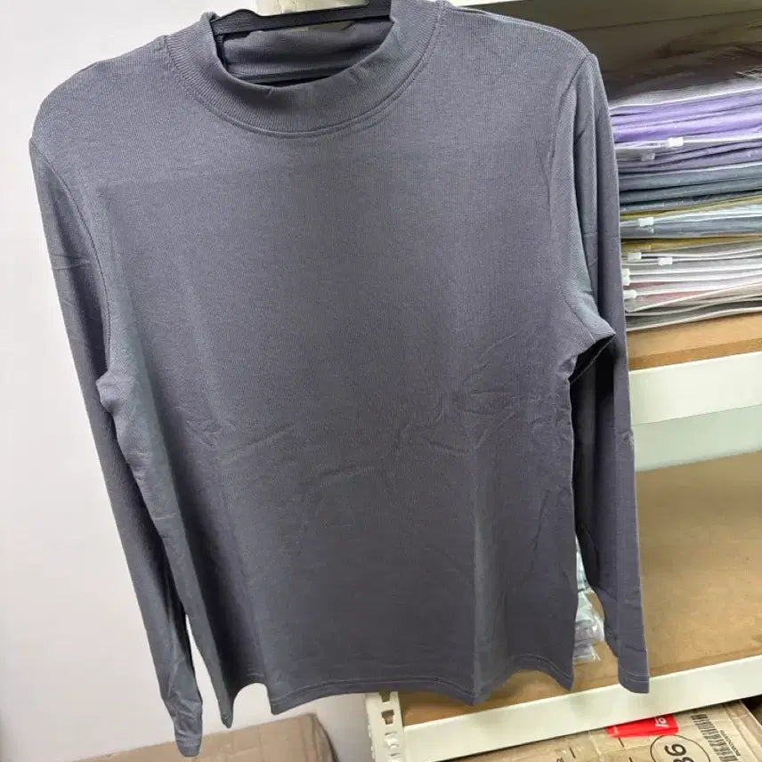[BUNJANG] Charcoal Mock Neck Long Sleeve T-Shirt / 반목 긴팔티