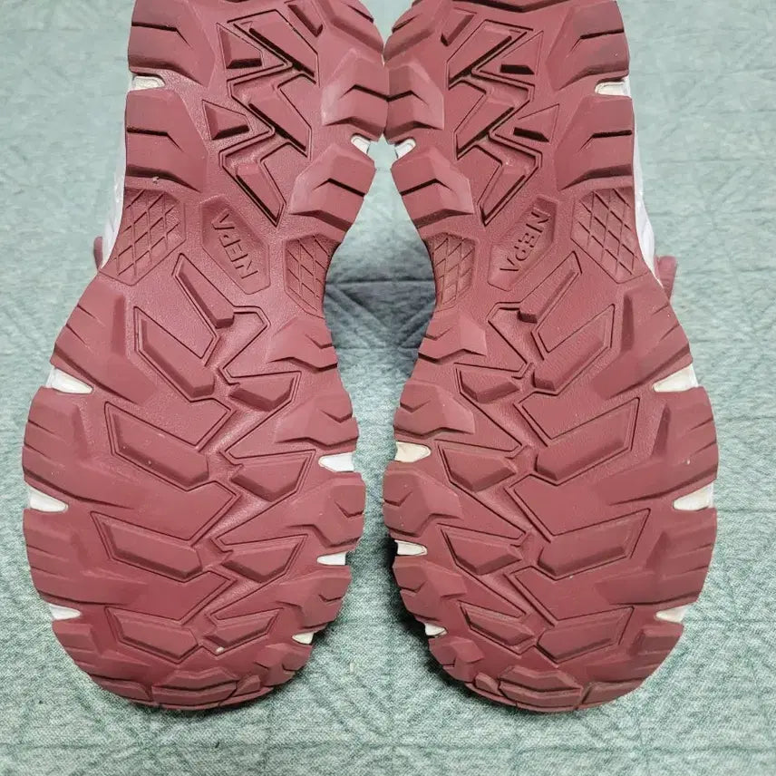 [BUNJANG] Nepa Foreto Mid Boa Hiking Boots / 네파 포레토 미드 보아 등산화