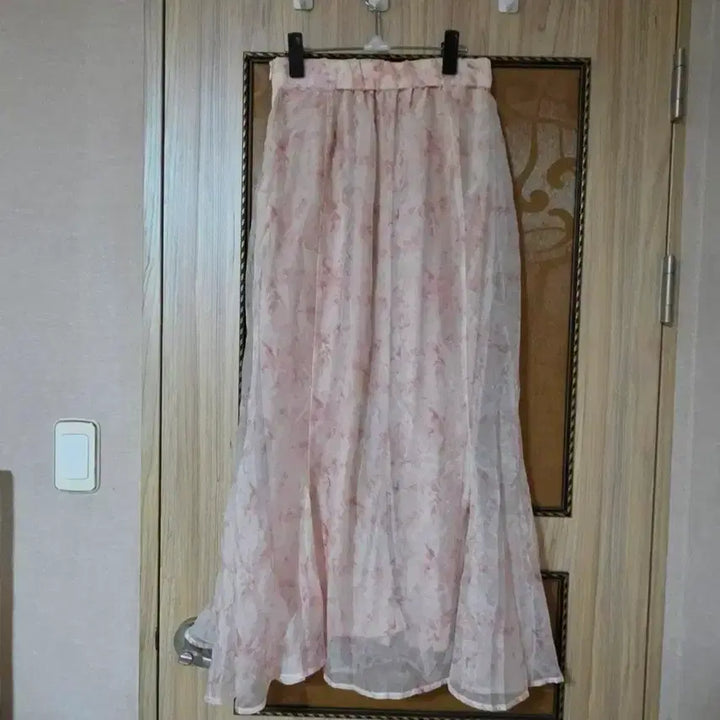 [BUNJANG] Ilve Sne 계 Afure Jour Mermaid Long Skirt / 일브 스나계 아프레 주르 머메이드 롱 스커트 양산형