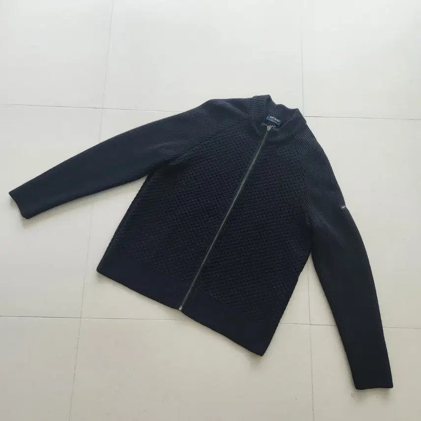[SOLD OUT] 세인트제임스 니트 집업 가디건