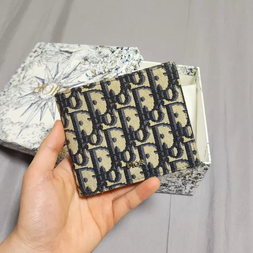 [BUNJANG] Dior Oblique Jacquard Compact Wallet / 디올 오블리크 자카드 컴펙트 반지갑
